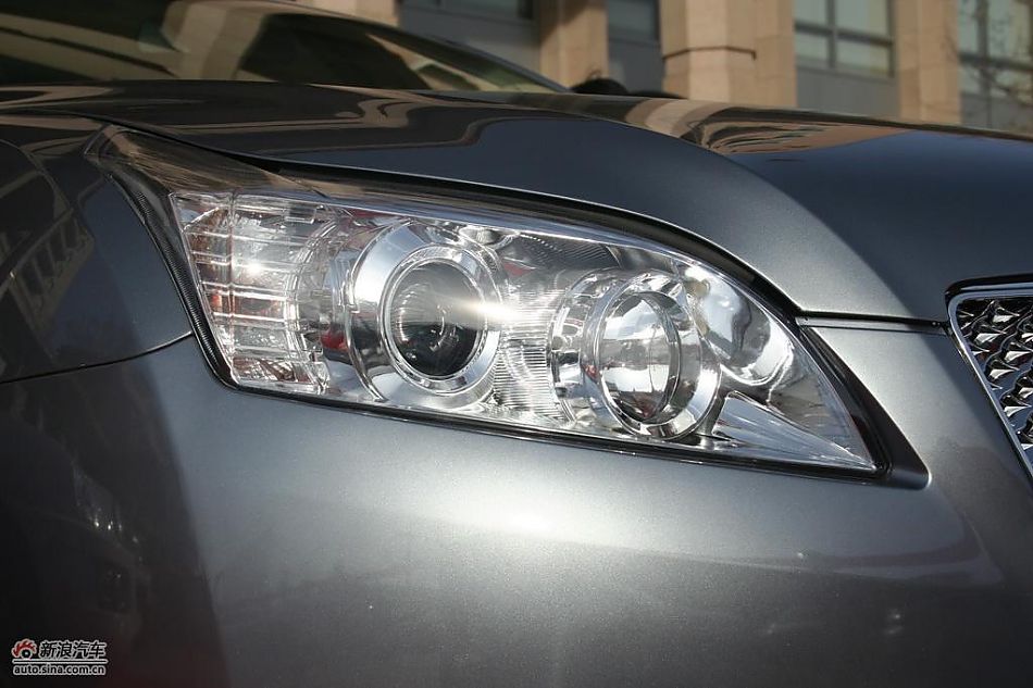 华泰首款轿车B11