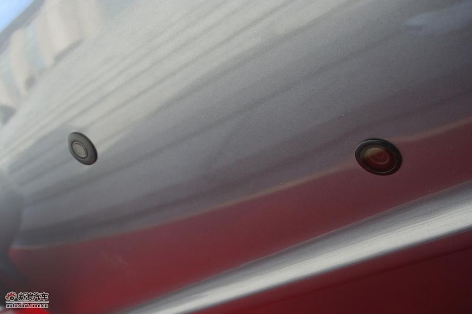 华泰首款轿车B11