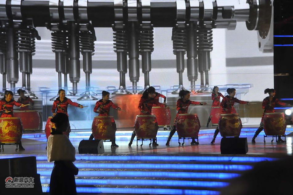 华泰B11上市发布会