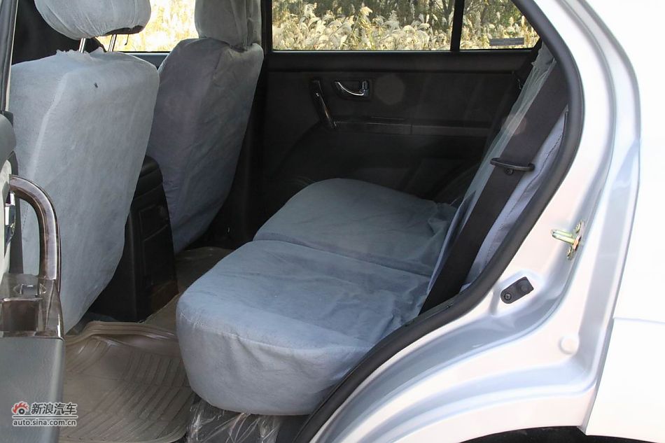 吉奥奥轩G3内饰图片