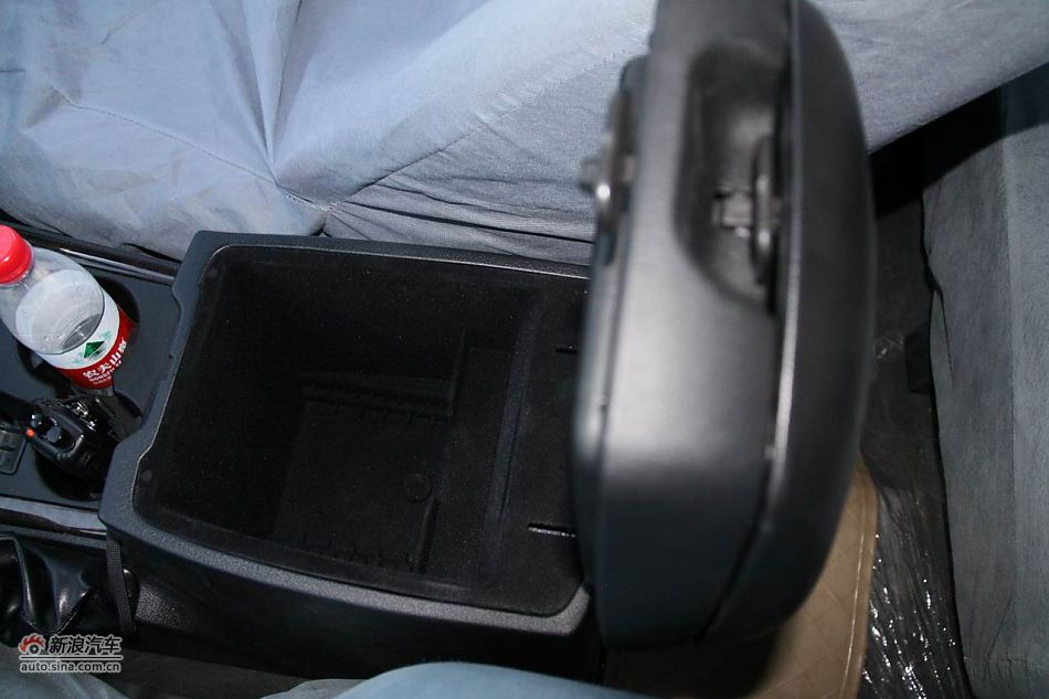 吉奥奥轩G3内饰图片