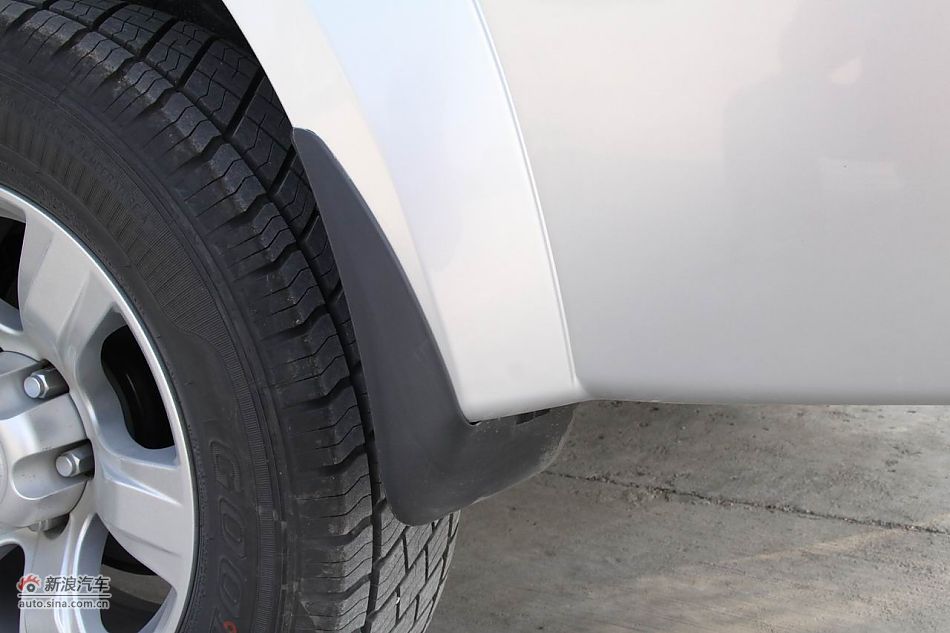 吉奥奥轩G3外观图片