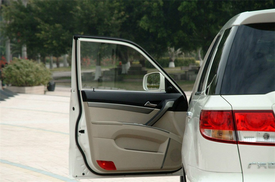 2012 2.0L MT Ӣ οռ