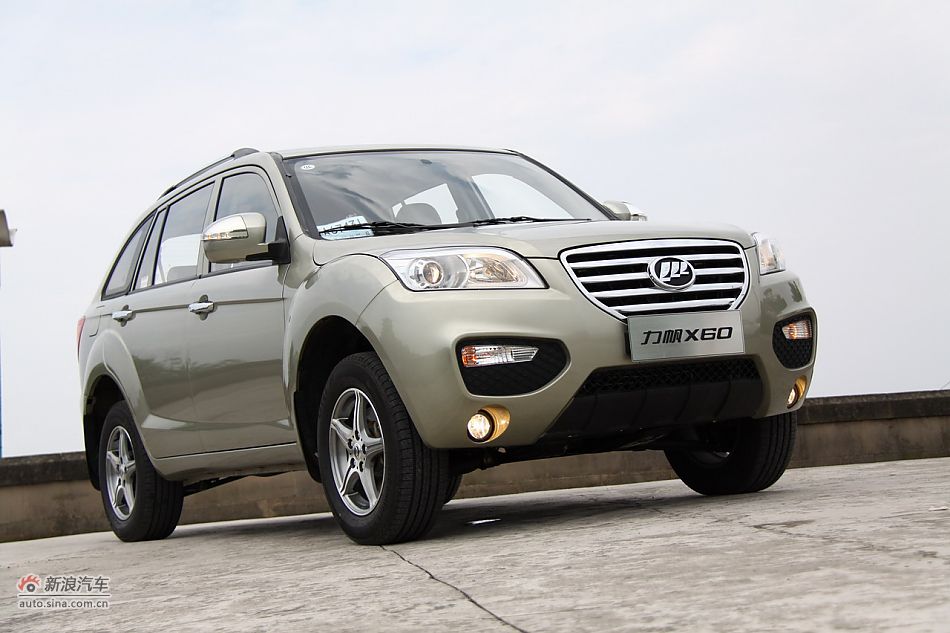 力帆X60整体外观