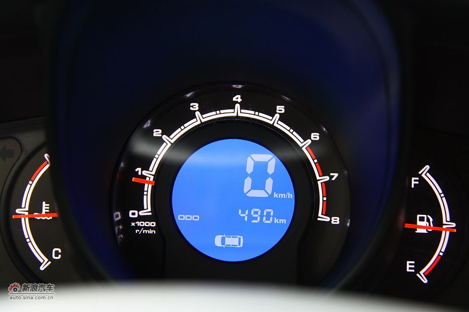 力帆X60内饰细节