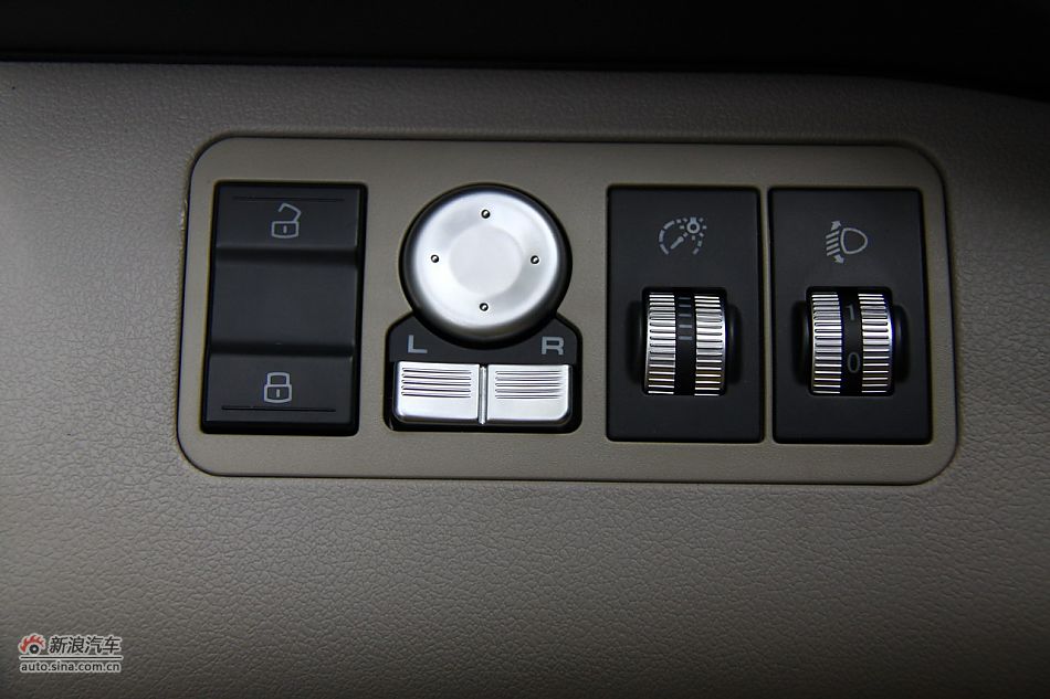 力帆X60内饰细节