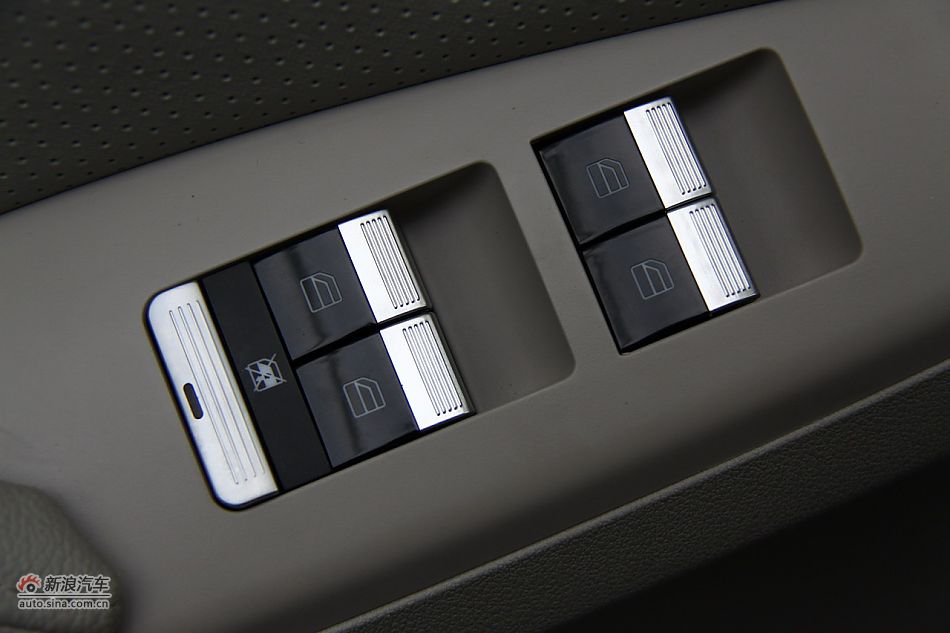 力帆X60内饰细节
