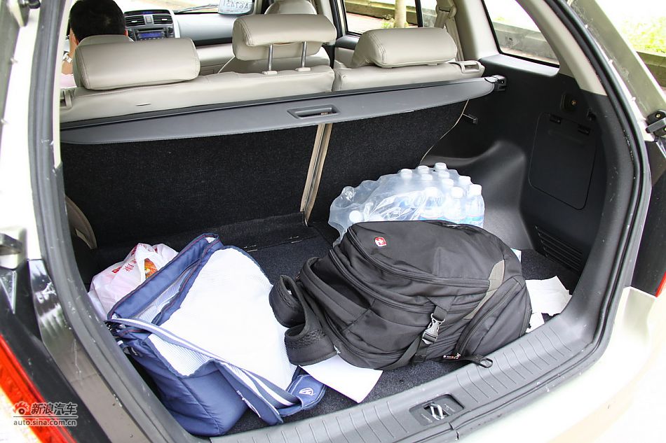 力帆X60座椅空间