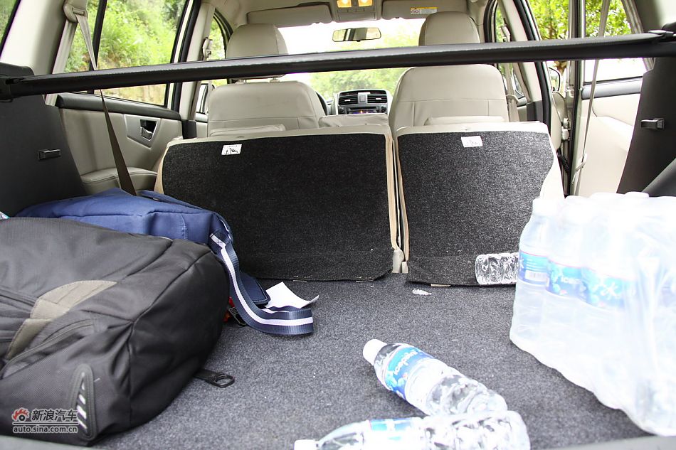 力帆X60座椅空间