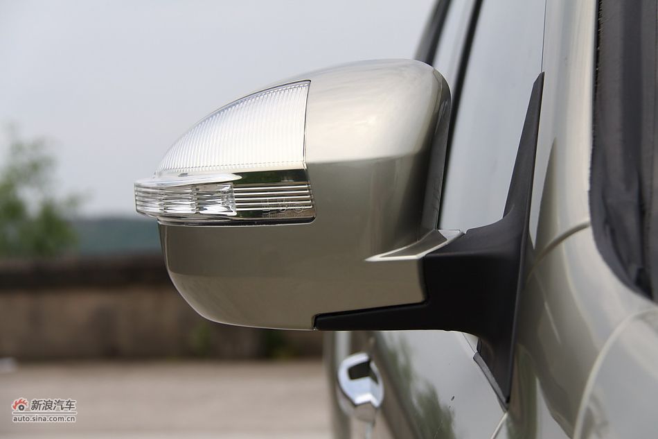 力帆X60外观细节