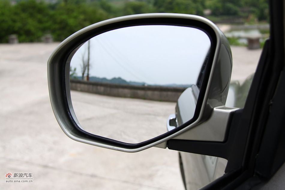 力帆X60外观细节