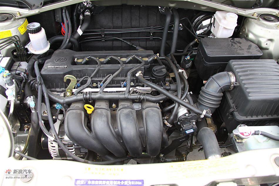 力帆X60发动机及底盘