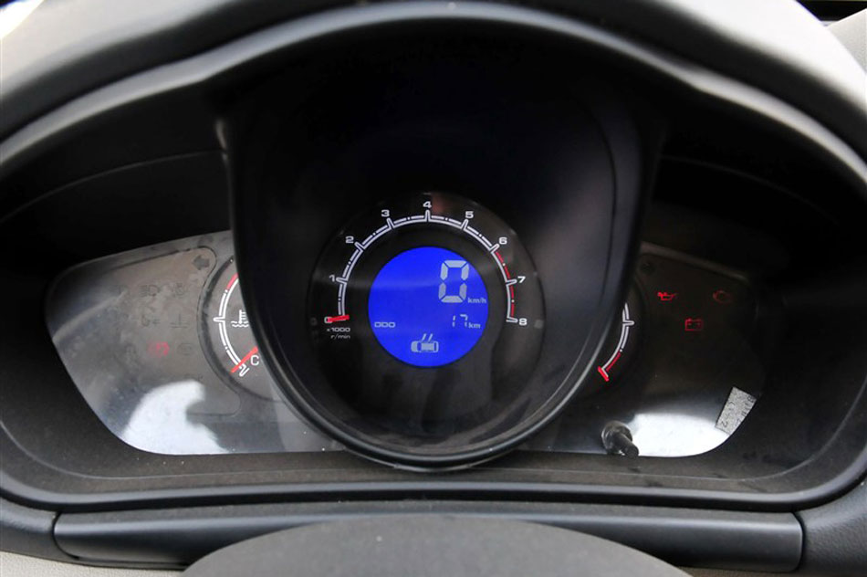 2012款力帆X60 1.8L手动发现版豪华型