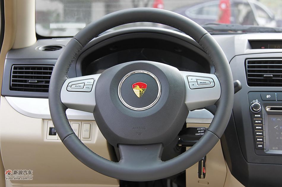 莲花L5 Sportback 1.6L车型内饰