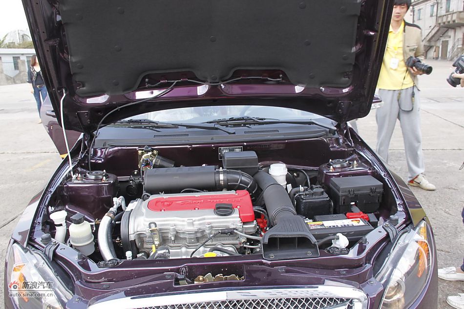 莲花L5 Sportback 1.6L车型引擎底盘