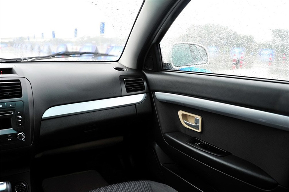 2013款莲花L5 GT两厢1.6L自动精英型