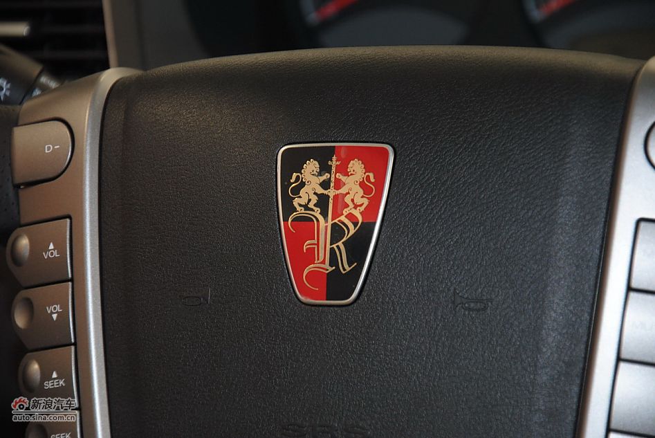 2012款荣威W5 3.2L自动四驱尊域版