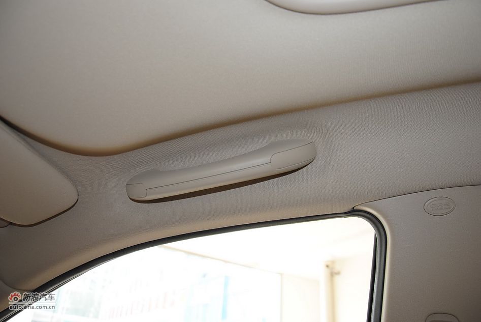 2012款荣威W5 3.2L自动四驱尊域版