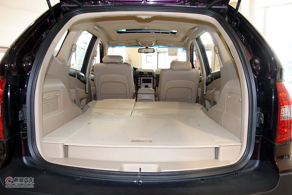 2012款荣威W5 3.2L自动四驱尊域版