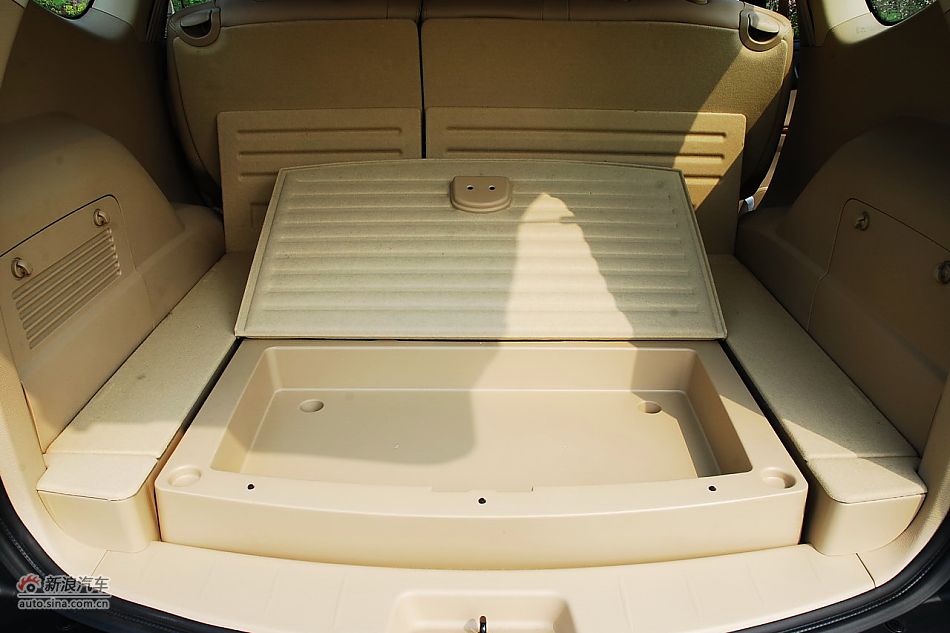 荣威W5实拍之内饰篇