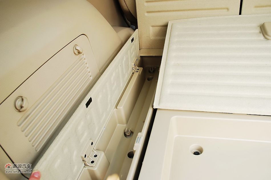 荣威W5实拍之内饰篇