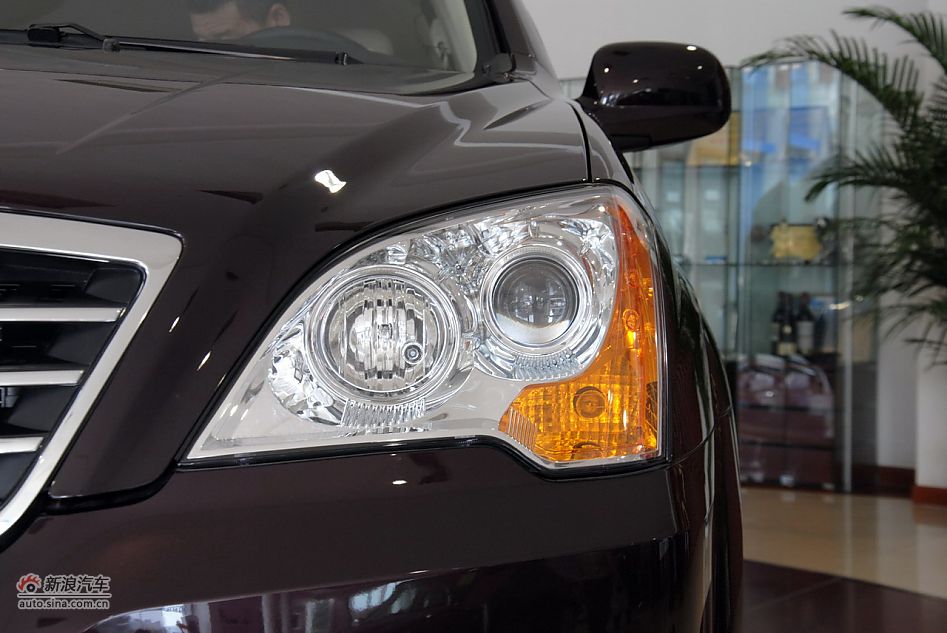 2012款荣威W5 3.2L自动四驱尊域版