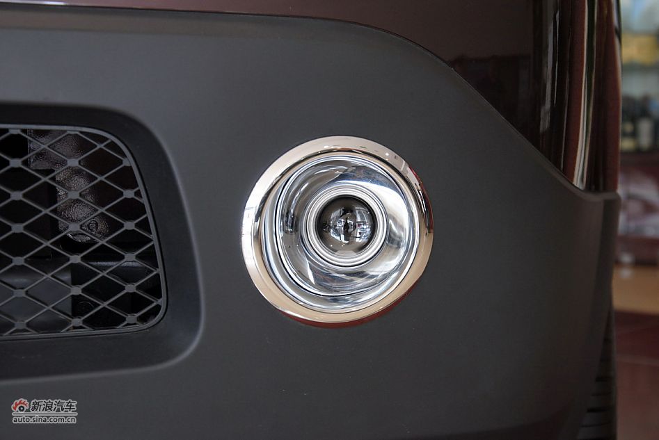 2012款荣威W5 3.2L自动四驱尊域版