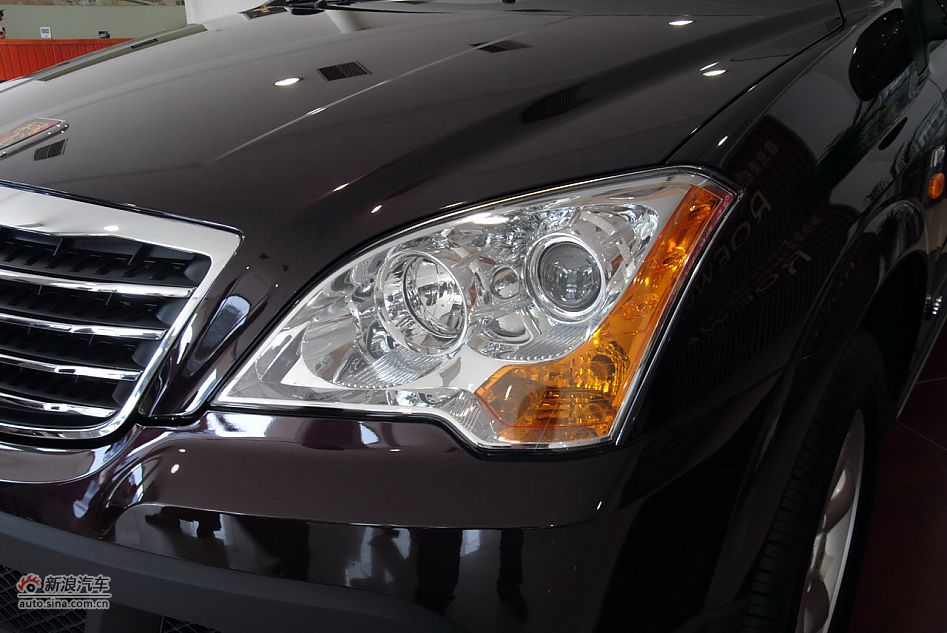 2012款荣威W5 3.2L自动四驱尊域版