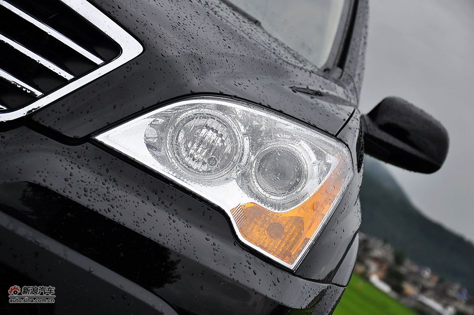 荣威W5外观细节