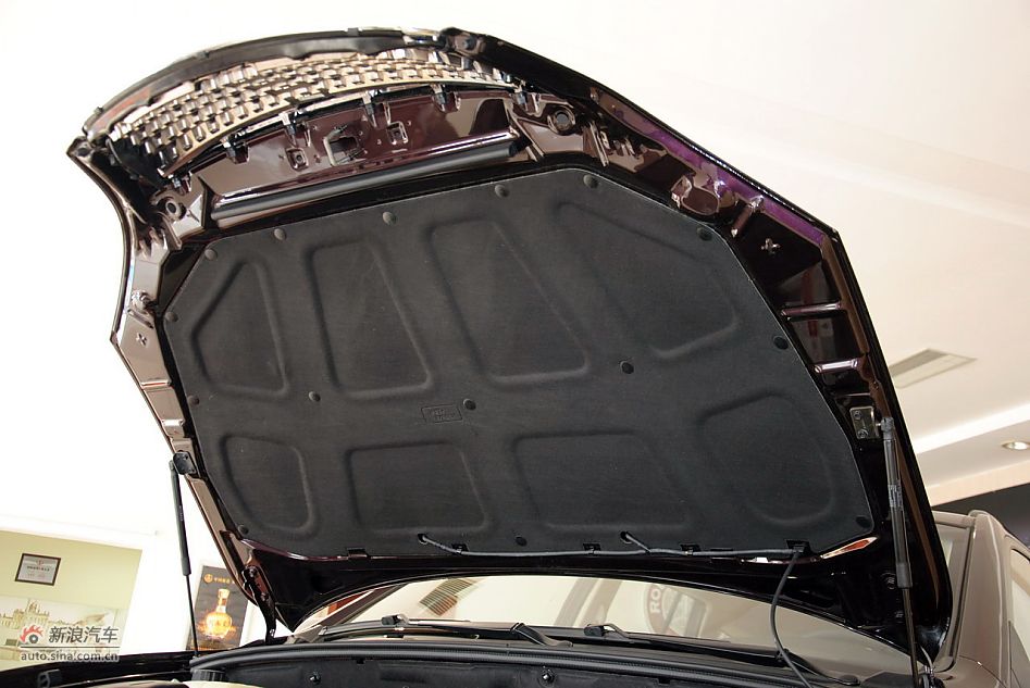 2012款荣威W5 3.2L自动四驱锐域版