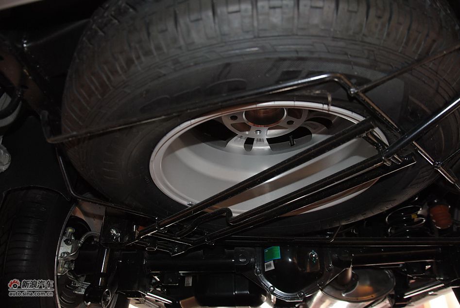 2012款荣威W5 3.2L自动四驱锐域版