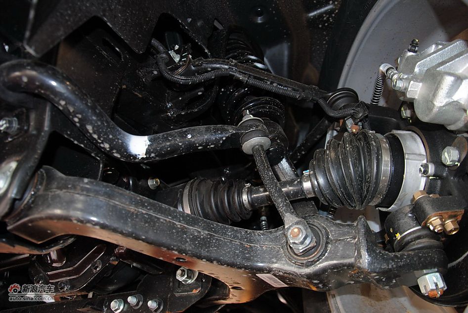 2012款荣威W5 3.2L自动四驱锐域版