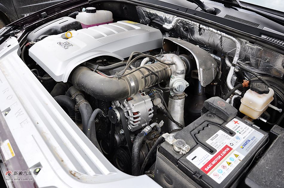 荣威W5引擎底盘