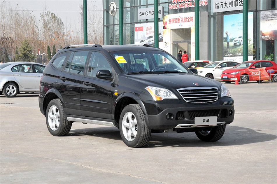 2013款 1.8T AT 4WD 行政版