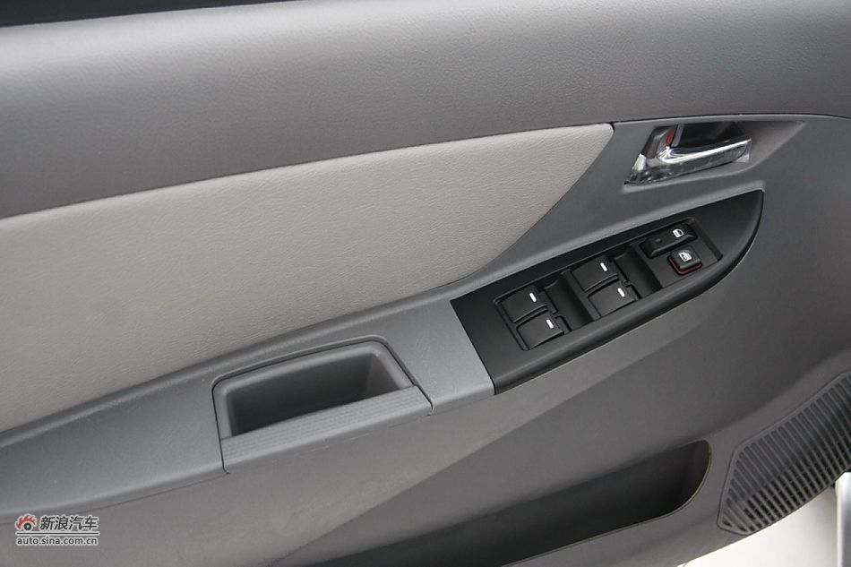 2010款英伦金刚无敌版