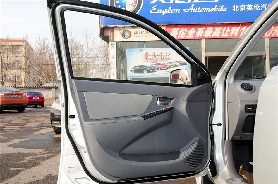 2013款英伦金刚1.5L手动精英型