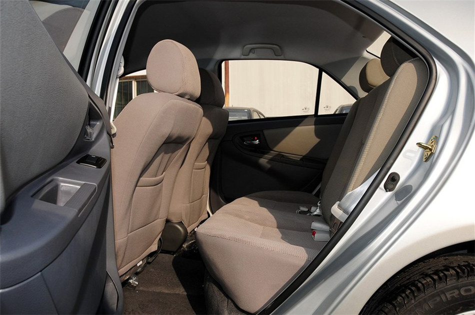 2013款英伦金刚1.5L手动精英型