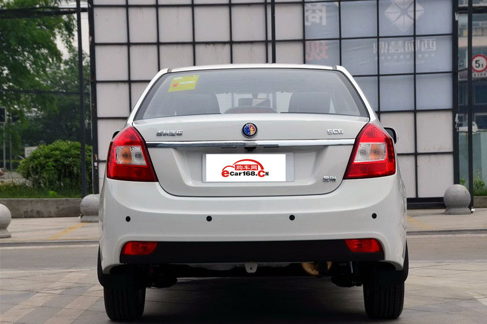 金刚 2014款 三厢 1.5L 手动尊贵型 外观