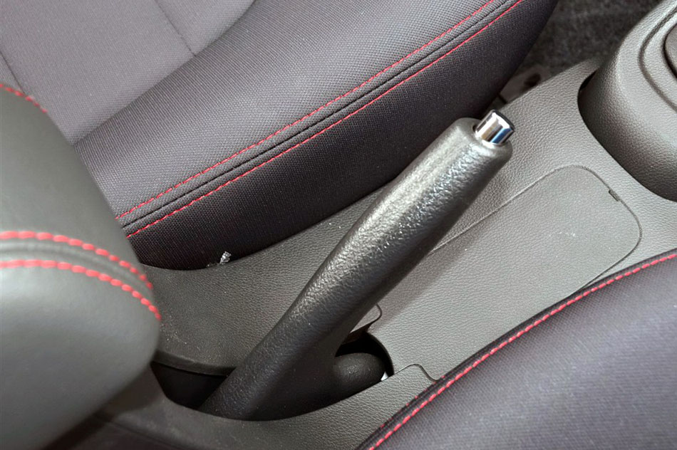 金刚 2014款 三厢 1.5L 手动尊贵型 内饰