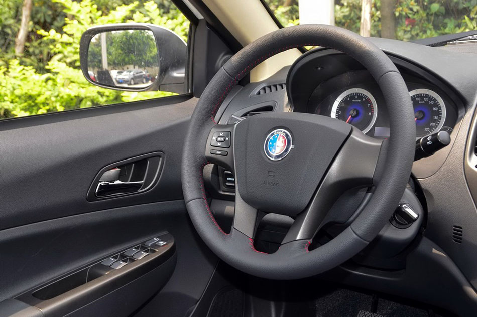 金刚 2014款 三厢 1.5L 手动尊贵型 内饰