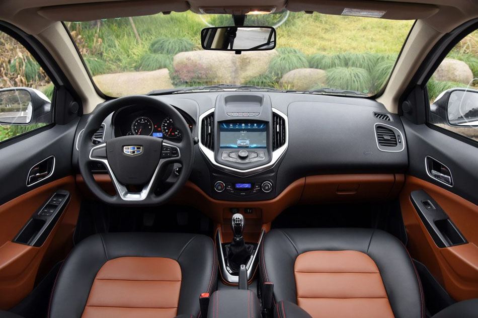 2016款 1.5L 手动精英型 国V 内饰