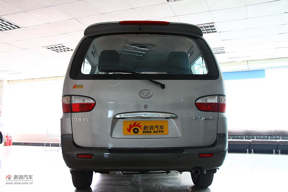 2011款瑞风穿梭2.0L汽油标准7座版
