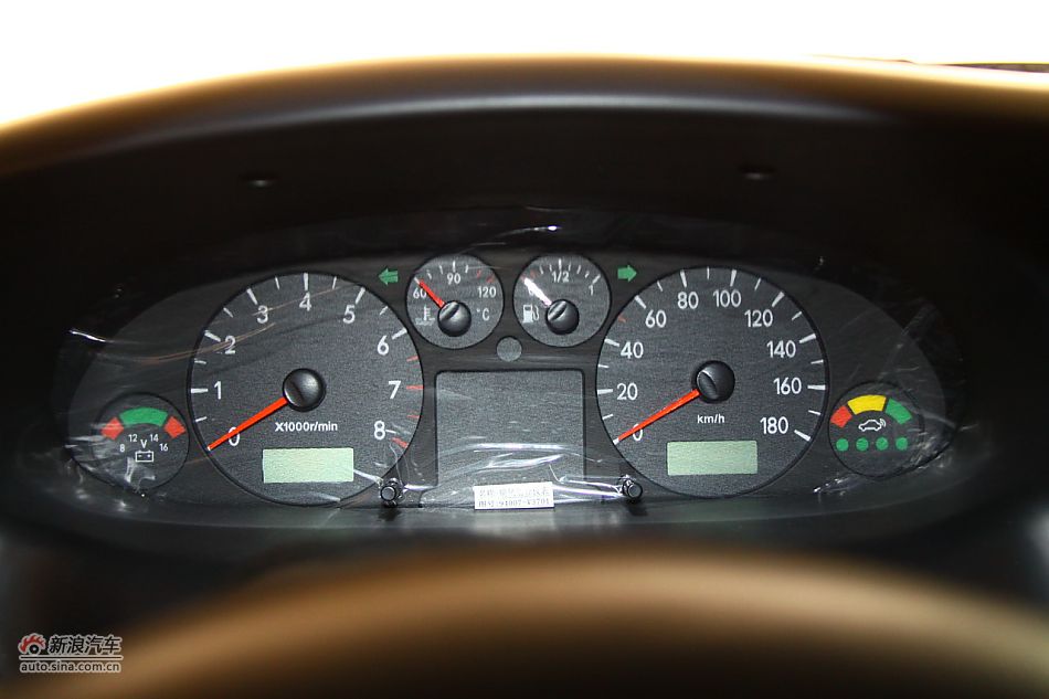 2011款瑞风穿梭2.0L汽油标准7座版