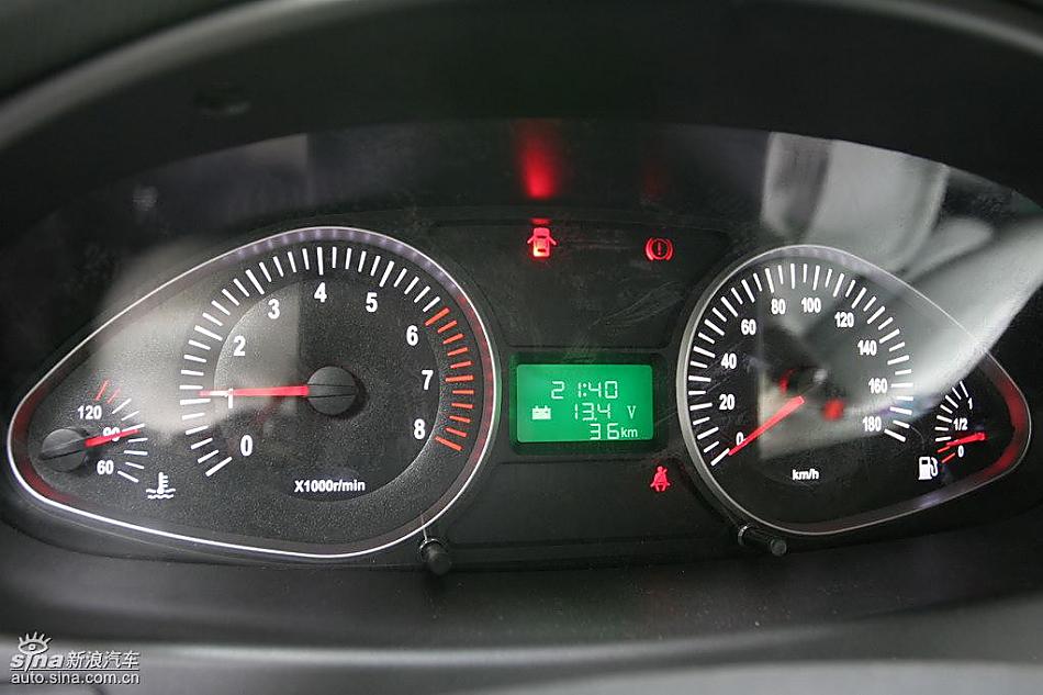 瑞风国IV排放版内饰及细节