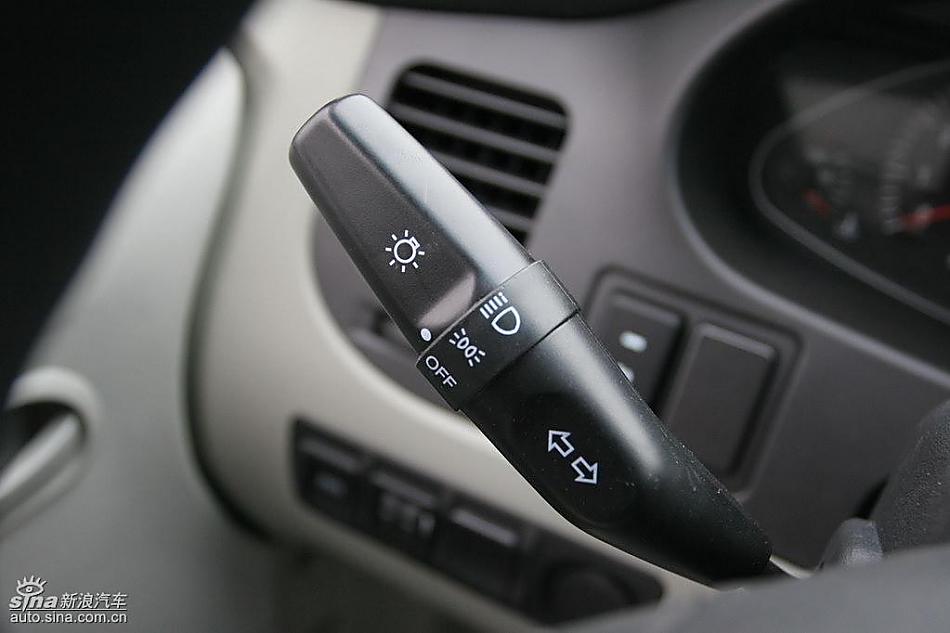 瑞风国IV排放版内饰及细节