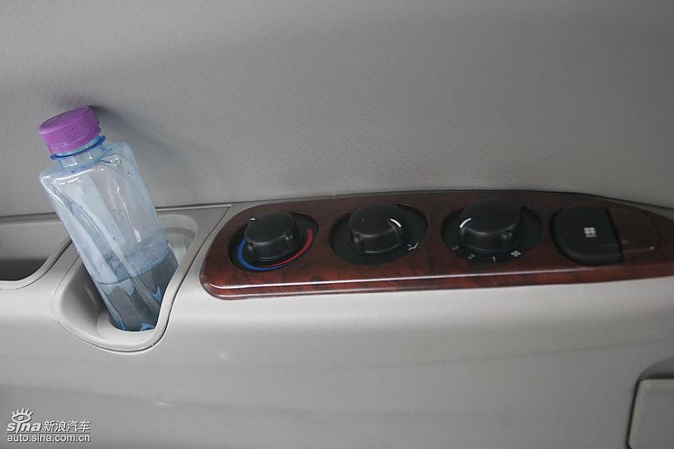 瑞风国IV排放版内饰及细节