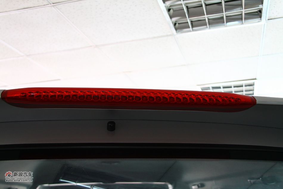 2011款瑞风穿梭2.0L汽油标准7座版