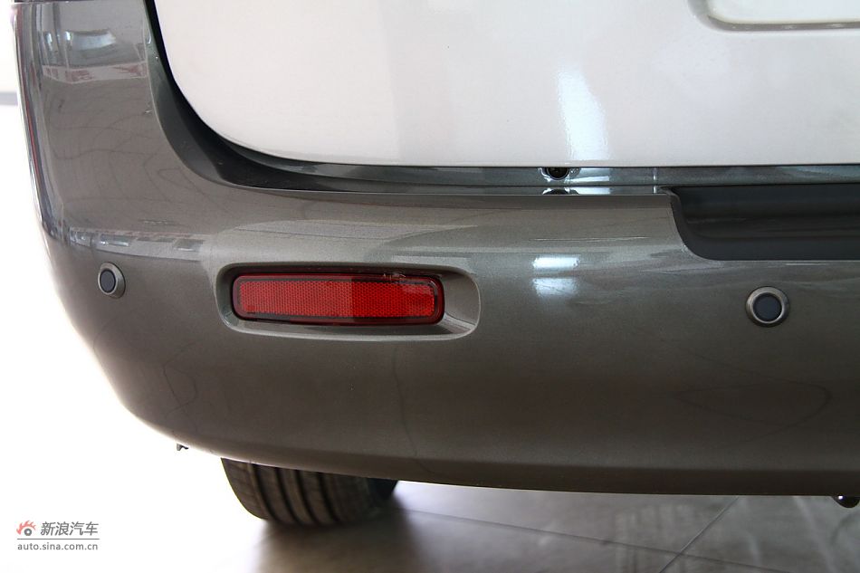 2011款瑞风穿梭2.0L汽油标准7座版