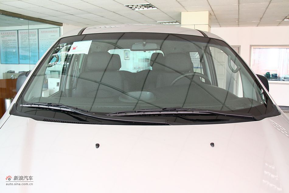 2011款瑞风穿梭2.0L汽油标准7座版