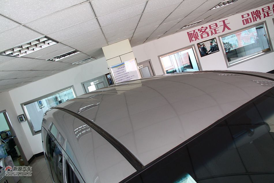 2011款瑞风穿梭2.0L汽油标准7座版